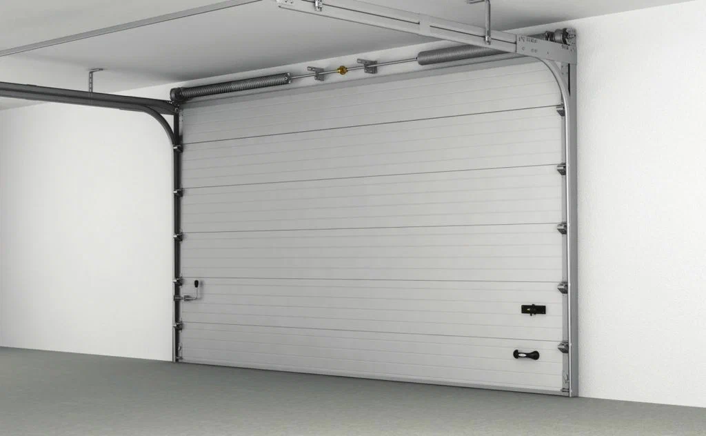 How to Choose an Insulated Garage Door in Fresno, Bakersfield, and Beyond